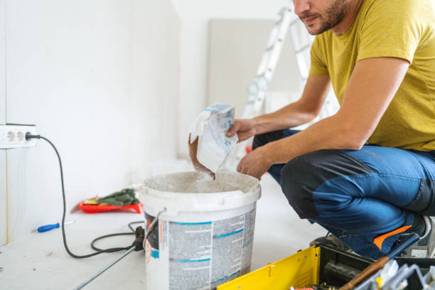 Best Emergency Mold Remediation  in Strasburg, OH